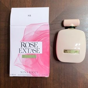 Nina Ricci Rose Extase